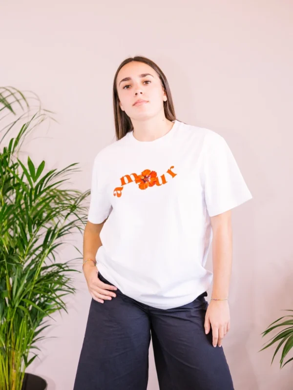 T Shirt - "Amour Hibiscus"