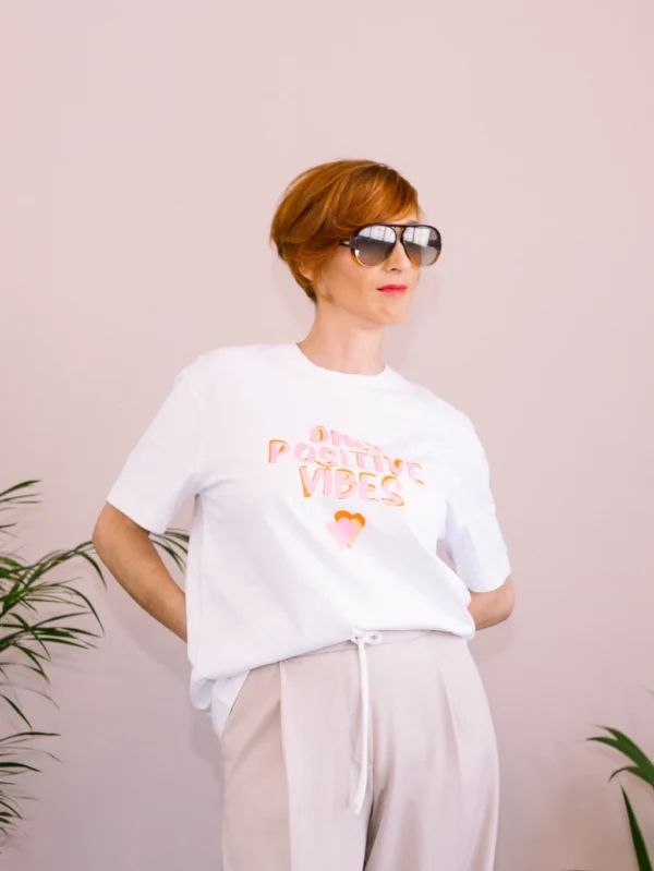 T Shirt - “Only Positive Vibes”