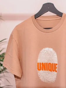 T Shirt - "BE Unique" - Image 2